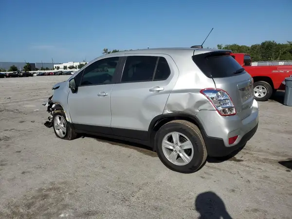 KL7CJKSB3LB338728 2020 CHEVROLET TRAX - Image 2