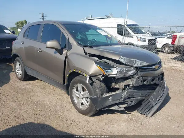 KL7CJKSB3LB345534 2020 CHEVROLET TRAX - Image 1