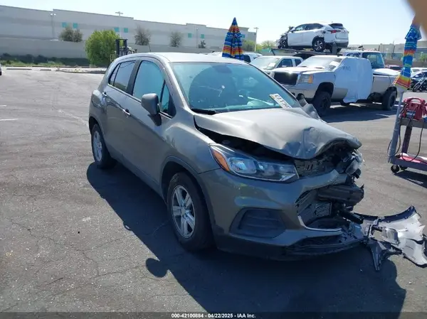 KL7CJKSB3LB353522 2020 CHEVROLET TRAX - Image 1