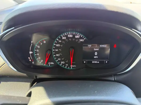 KL7CJKSB3MB302927 2021 CHEVROLET TRAX - Image 8