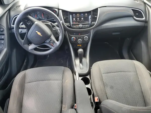 KL7CJKSB3MB304922 2021 CHEVROLET TRAX - Image 8