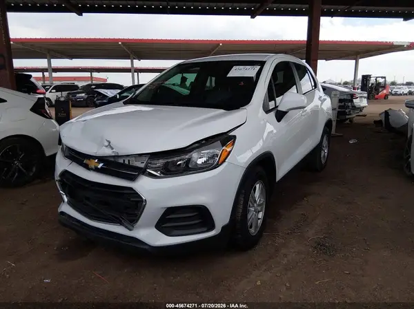 KL7CJKSB3MB305908 2021 CHEVROLET TRAX - Image 2