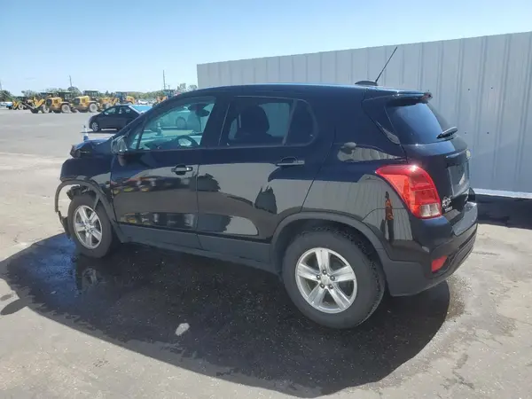 KL7CJKSB3MB306430 2021 CHEVROLET TRAX - Image 2