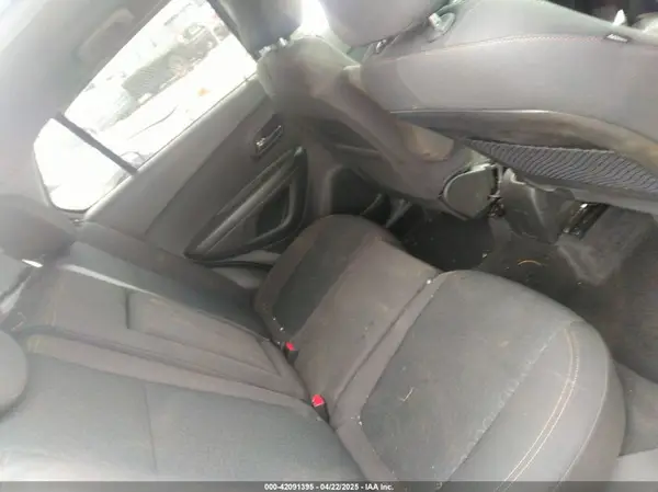KL7CJKSB3MB332543 2021 CHEVROLET TRAX - Image 8