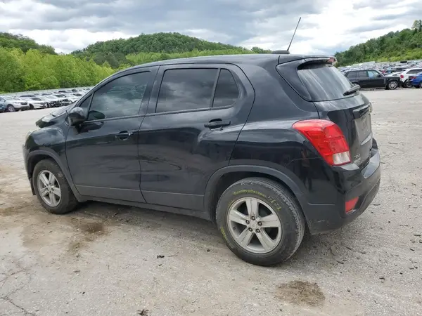 KL7CJKSB3MB336690 2021 CHEVROLET TRAX - Image 2