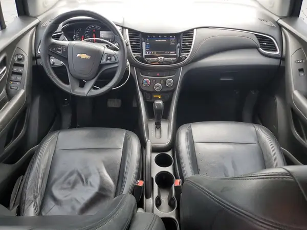 KL7CJKSB3MB339962 2021 CHEVROLET TRAX - Image 8