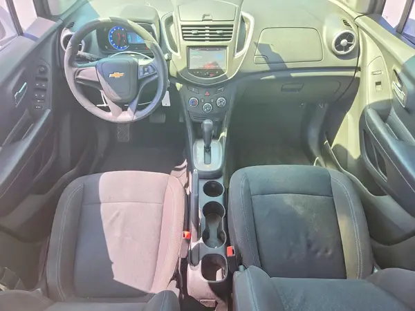 KL7CJKSB4GB574360 2016 CHEVROLET TRAX - Image 8