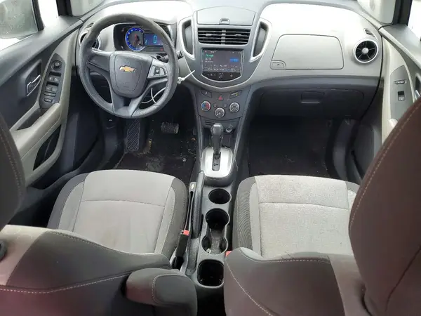 KL7CJKSB4GB608684 2016 CHEVROLET TRAX - Image 8