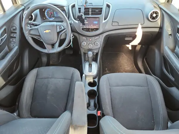 KL7CJKSB4GB635352 2016 CHEVROLET TRAX - Image 8