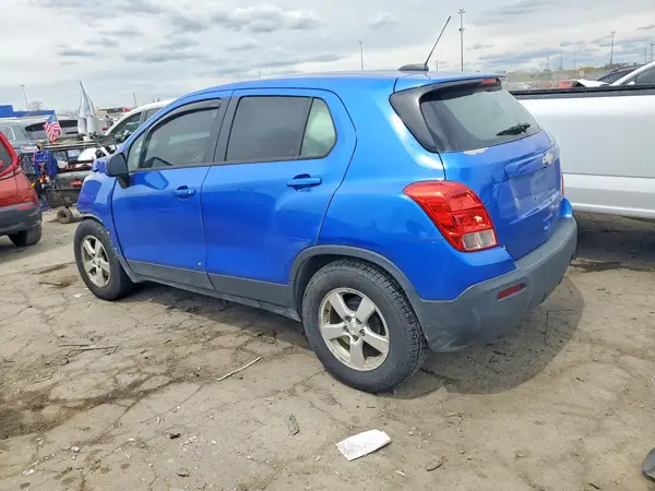 KL7CJKSB4GB705142 2016 CHEVROLET TRAX - Image 2