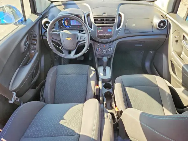 KL7CJKSB4GB736424 2016 CHEVROLET TRAX - Image 8