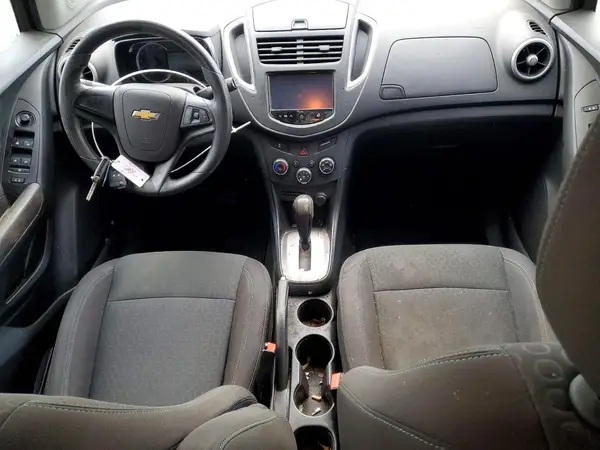 KL7CJKSB4GB742675 2016 CHEVROLET TRAX - Image 8