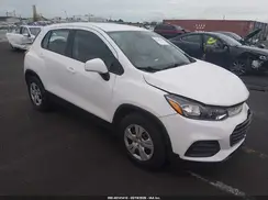 KL7CJKSB4JB555878 2018 CHEVROLET TRAX