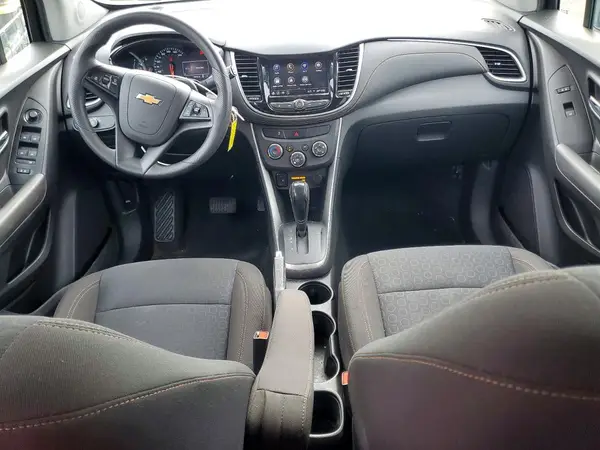 KL7CJKSB4LB026465 2020 CHEVROLET TRAX - Image 8