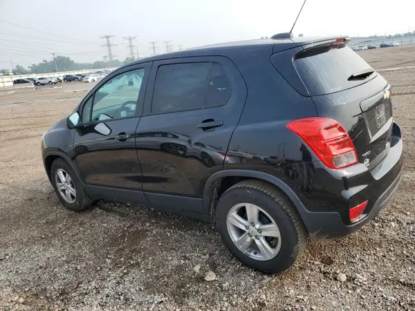 KL7CJKSB4LB029026 2020 CHEVROLET TRAX - Image 2