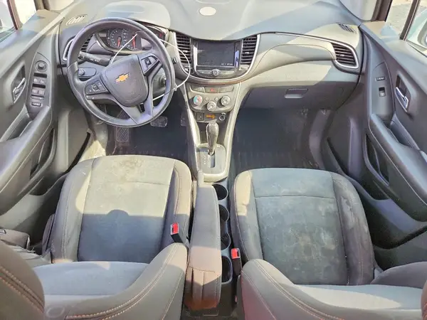 KL7CJKSB4LB032542 2020 CHEVROLET TRAX - Image 8