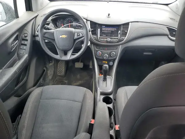 KL7CJKSB4LB042214 2020 CHEVROLET TRAX - Image 8