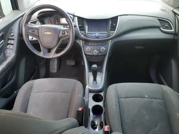 KL7CJKSB4LB046635 2020 CHEVROLET TRAX - Image 8