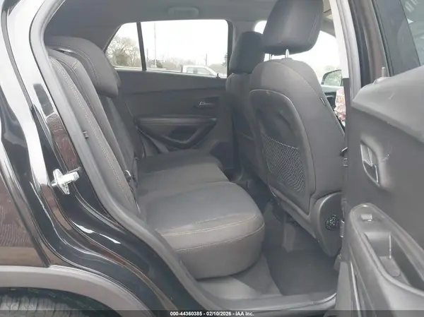 KL7CJKSB4LB059143 2020 CHEVROLET TRAX - Image 8