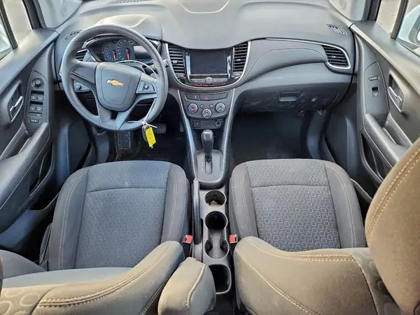 KL7CJKSB4LB059613 2020 CHEVROLET TRAX - Image 8