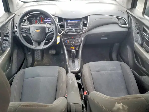 KL7CJKSB4LB060745 2020 CHEVROLET TRAX - Image 8