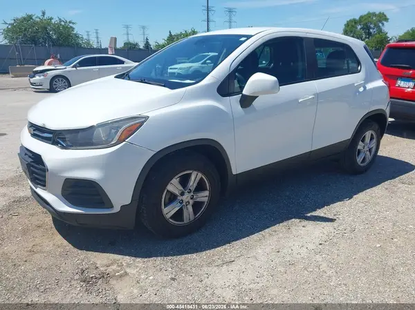 KL7CJKSB4LB063676 2020 CHEVROLET TRAX - Image 2