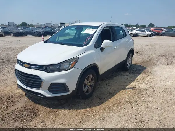 KL7CJKSB4LB064956 2020 CHEVROLET TRAX - Image 2