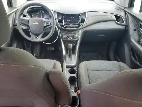 KL7CJKSB4LB068800 2020 CHEVROLET TRAX - Image 8