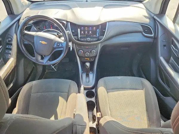KL7CJKSB4LB085161 2020 CHEVROLET TRAX - Image 8