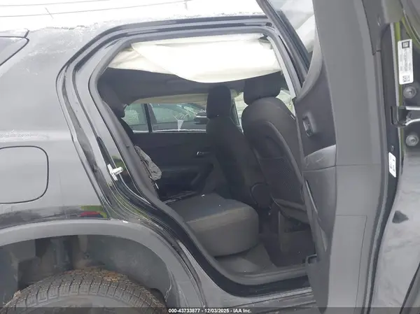 KL7CJKSB4LB091106 2020 CHEVROLET TRAX - Image 8