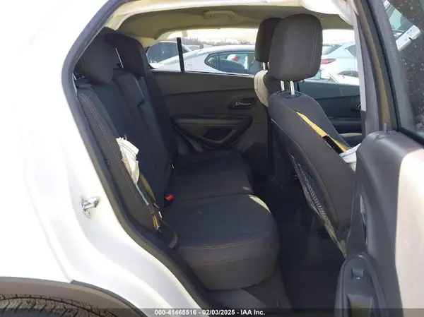 KL7CJKSB4LB091252 2020 CHEVROLET TRAX - Image 8