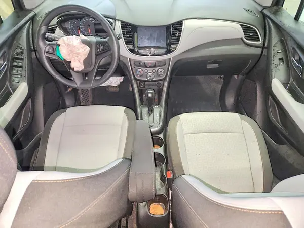 KL7CJKSB4LB314745 2020 CHEVROLET TRAX - Image 8