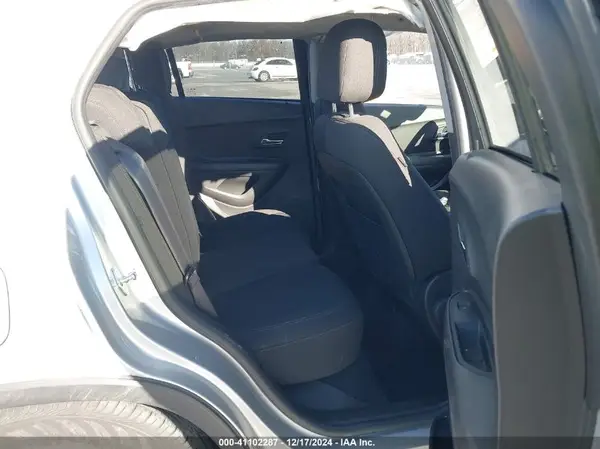 KL7CJKSB4LB322134 2020 CHEVROLET TRAX - Image 8