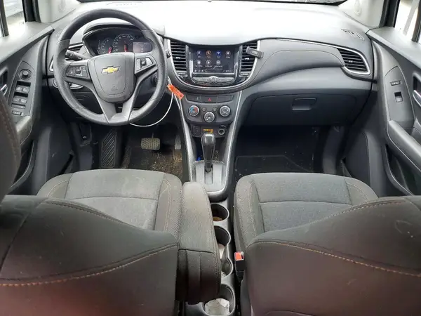 KL7CJKSB4LB323364 2020 CHEVROLET TRAX - Image 8