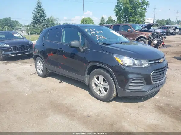 KL7CJKSB4LB324286 2020 CHEVROLET TRAX - Image 1
