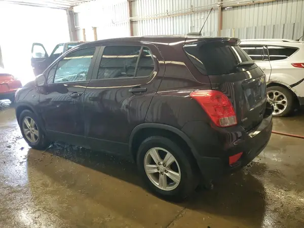 KL7CJKSB4LB332324 2020 CHEVROLET TRAX - Image 2