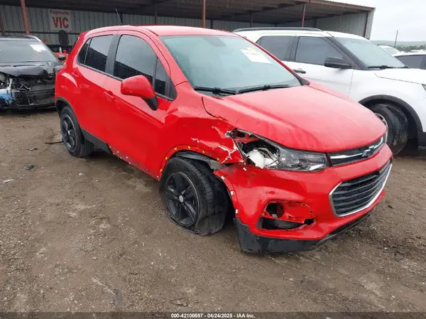 KL7CJKSB4LB333683 2020 CHEVROLET TRAX - Image 1