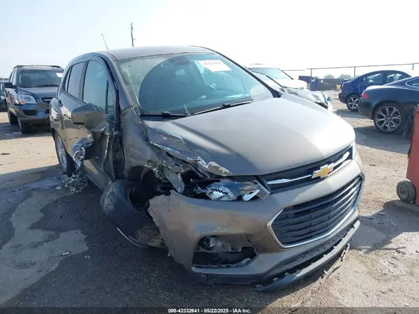 KL7CJKSB4LB334834 2020 CHEVROLET TRAX - Image 1