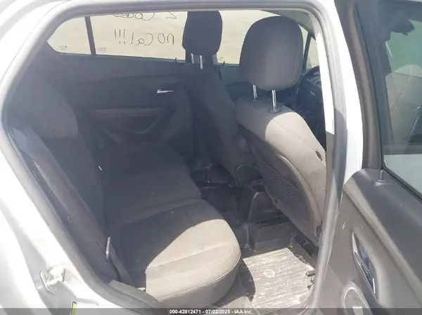 KL7CJKSB4LB338611 2020 CHEVROLET TRAX - Image 8
