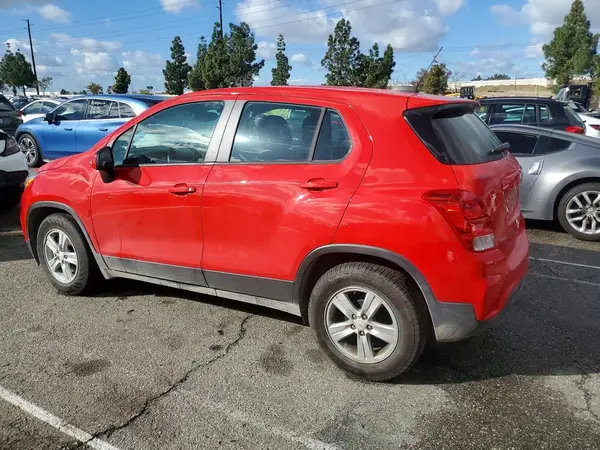 KL7CJKSB4LB346210 2020 CHEVROLET TRAX - Image 2