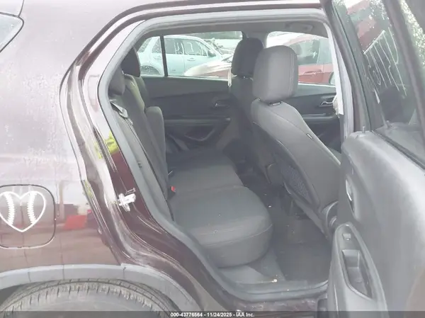 KL7CJKSB4LB354324 2020 CHEVROLET TRAX - Image 8