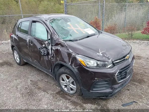 KL7CJKSB4MB325620 2021 CHEVROLET TRAX - Image 1