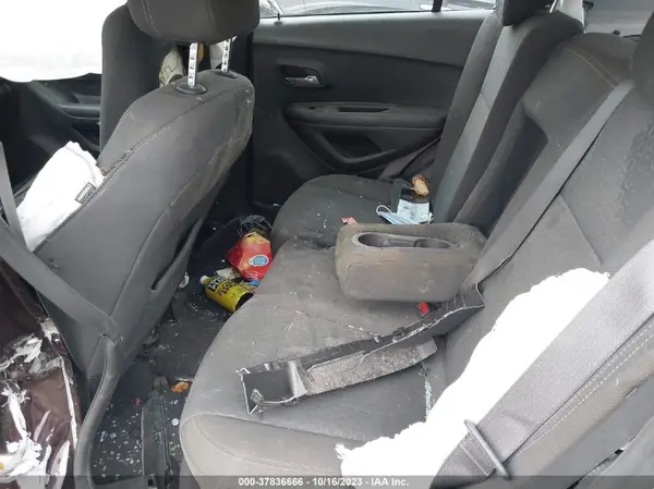 KL7CJKSB4MB325620 2021 CHEVROLET TRAX - Image 8