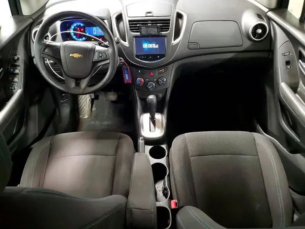 KL7CJKSB5GB539438 2016 CHEVROLET TRAX - Image 8
