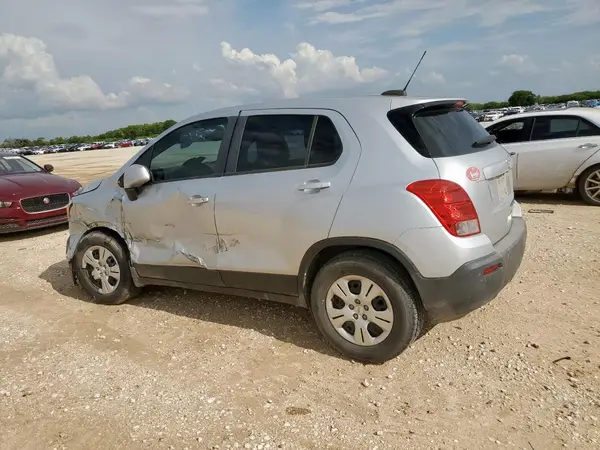 KL7CJKSB5GB563772 2016 CHEVROLET TRAX - Image 2