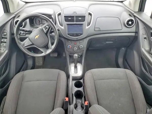 KL7CJKSB5GB588655 2016 CHEVROLET TRAX - Image 8