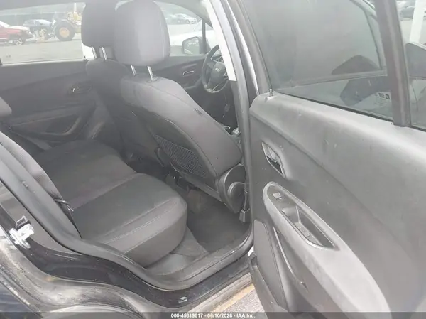 KL7CJKSB5GB591152 2016 CHEVROLET TRAX - Image 8