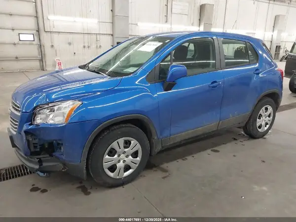 KL7CJKSB5GB594150 2016 CHEVROLET TRAX - Image 2