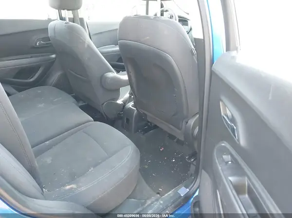 KL7CJKSB5GB616986 2016 CHEVROLET TRAX - Image 8