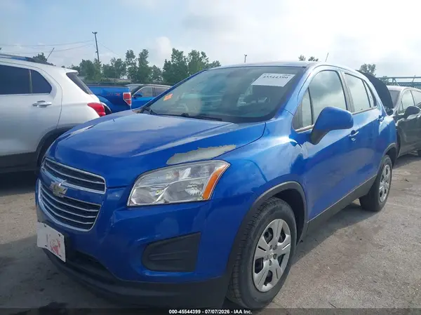 KL7CJKSB5GB618785 2016 CHEVROLET TRAX - Image 2
